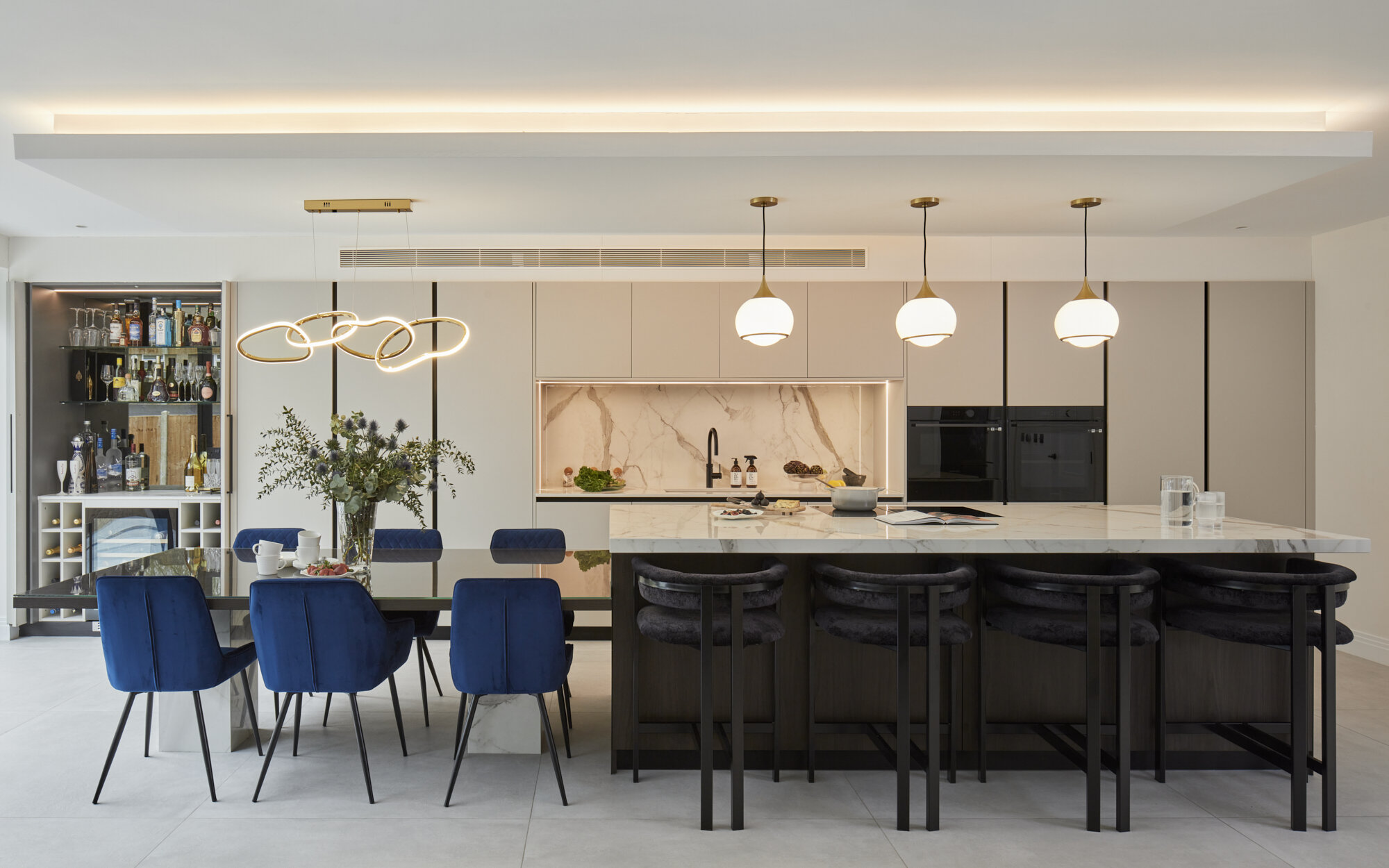 English mood: dagli anni Trenta del ‘900 all’attualità